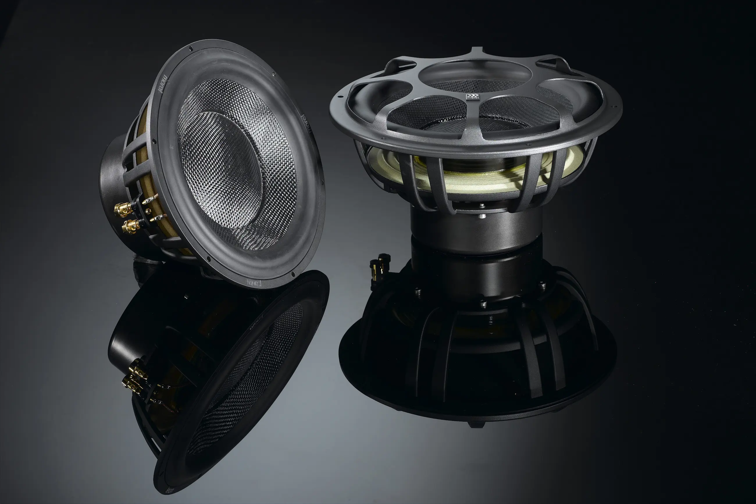 ULTIMO TITANIUM SUBWOOFER Resolution ULTIMO TITANIUM - Morel Hifi